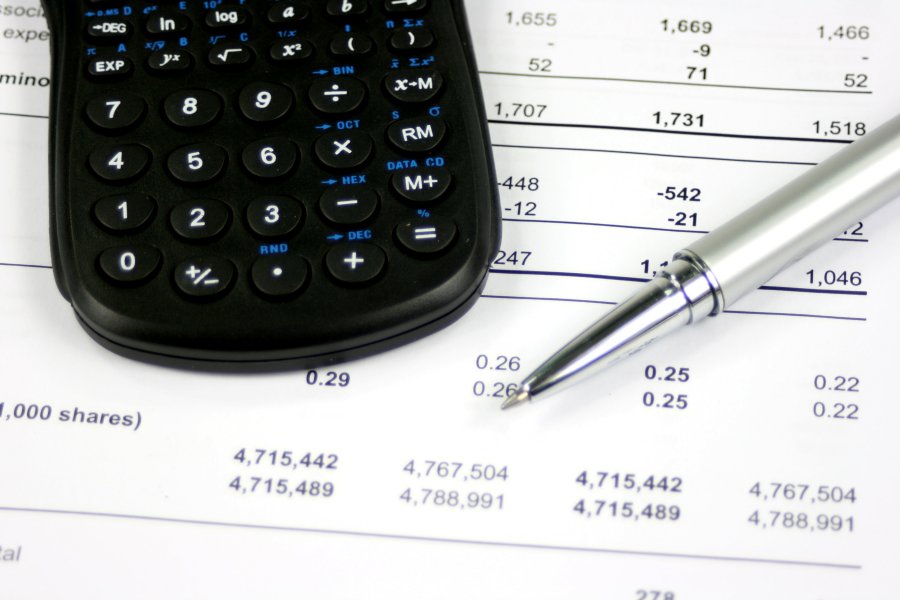 Outsourcing web design for small businesses